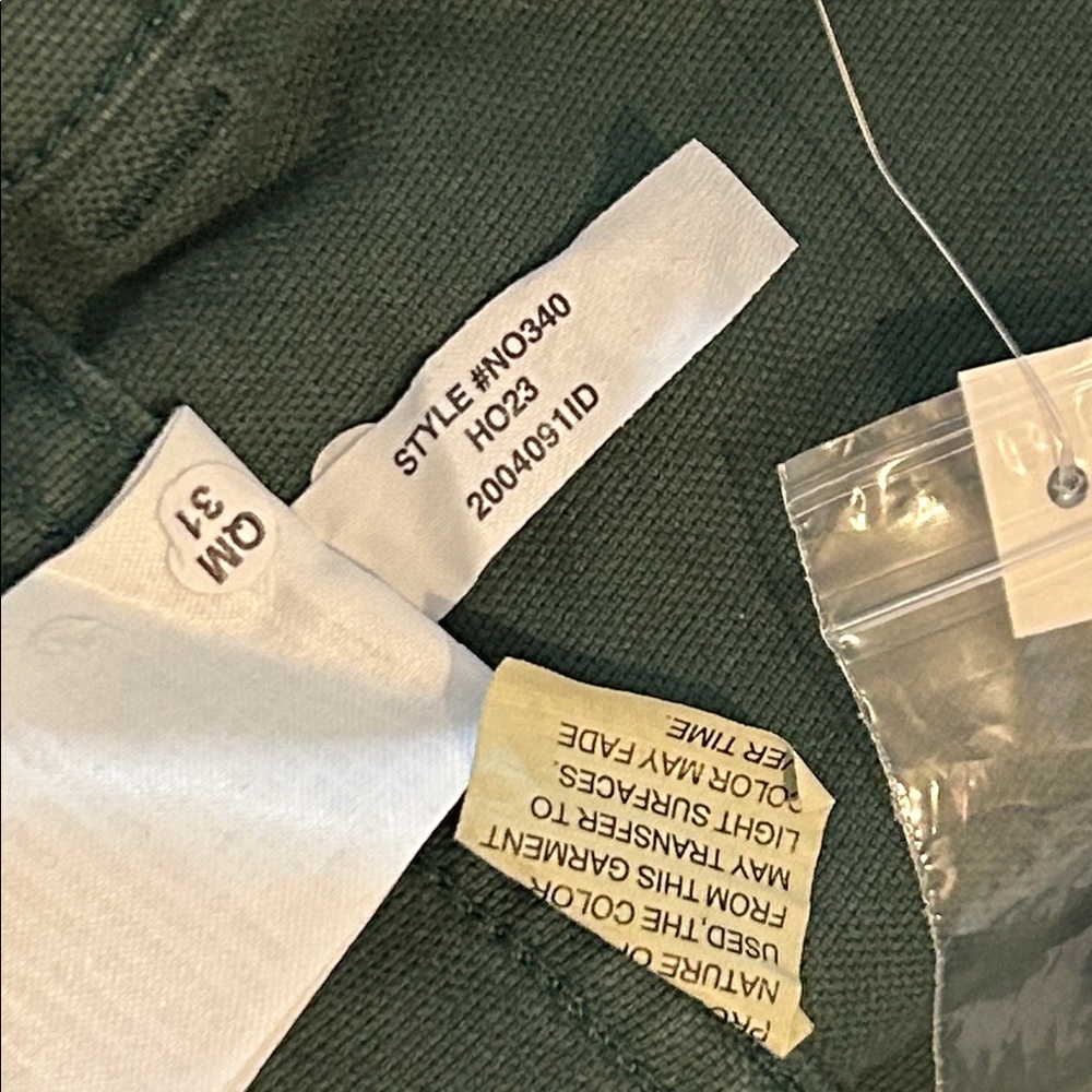 NWT Madewell The Petite '90s Straight Cargo Pant in Garment-Dyed Canvas 31 P - Picture 8 of 12